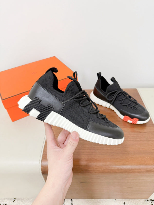 HM 25VS Lift Slip-On Sneakers Black Cowhide Down Fabric 492930