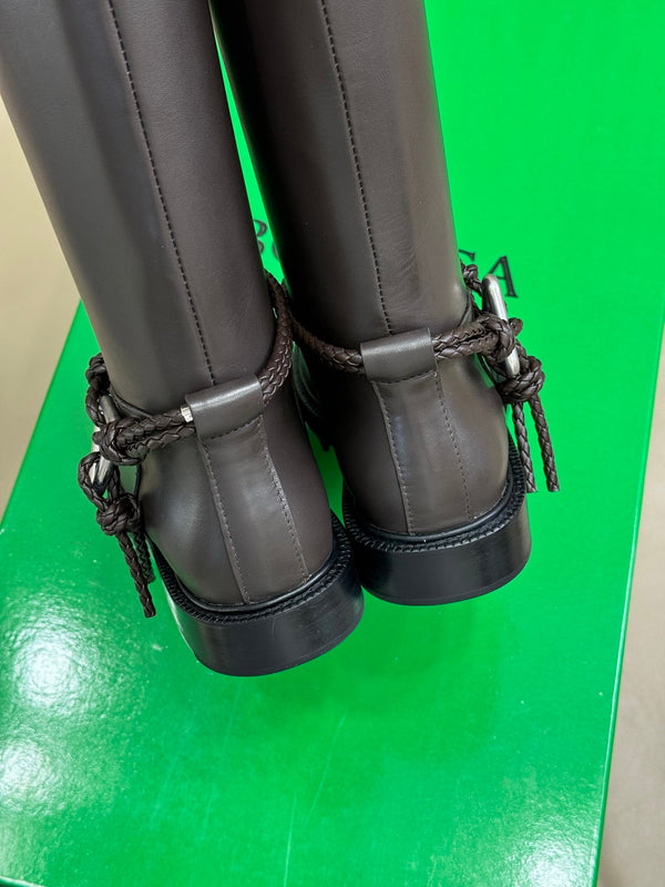 BV 25FW James Boots With Coaxial Detailing And Signature Metal Triangle in Fondant Calfskin