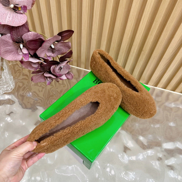 BV 25SS Shearling Ballerina in Brown Wool Sheepskin