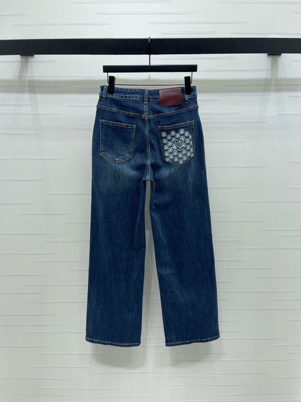 CC 25 Pocket-embroidered high-waisted straight-leg jeans