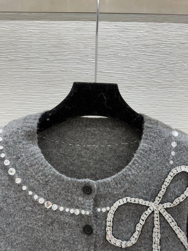 CC 25F Heavy Bow Beaded Round Neck Knit Wool Cashmere Long-Sleeved Cardigan