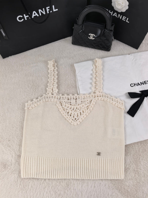 CC Small Crochet Flower Hollow Cream Alpaca Sling