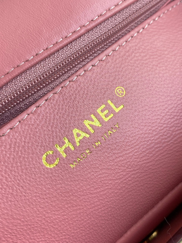 Mini CF 25 Flap Bag Pink Shearling