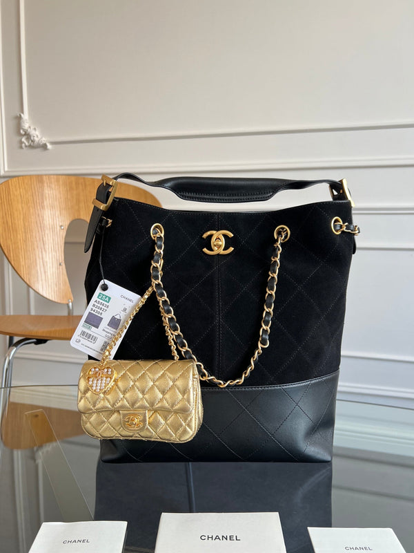 CC 25A Tote Bag Black Suede Black Calfskin