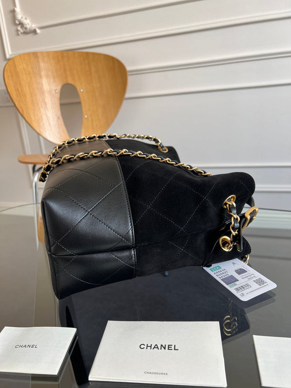 CC 25A Small Tote 36cm Black Suede Black Calfskin