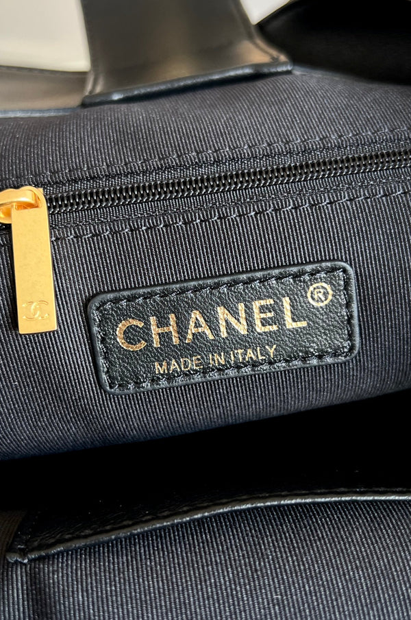 CC 25A Small Tote 36cm Black Suede Black Calfskin