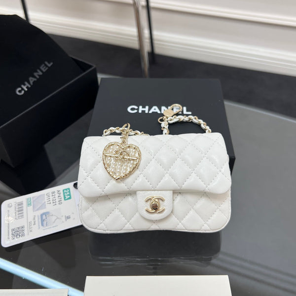 CC 25A Super Mini Bag 12.5cm White Lambskin