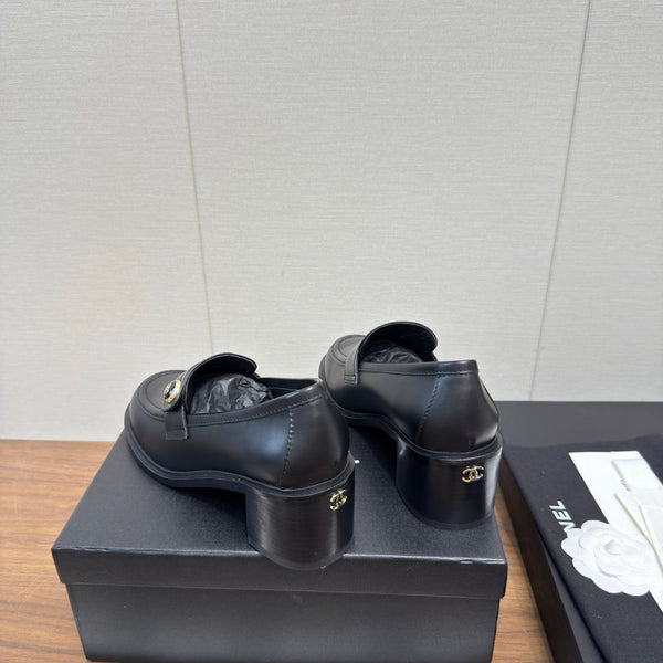 CC 25K Logo Button Loafers 35mm High Heel Black Calfskin 517627