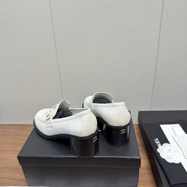 CC 25K Logo Button Loafers 35mm High Heel White Calfskin 517626