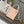 Sac cabas LOE Standard A5 en cuir de veau rose brillant 274267