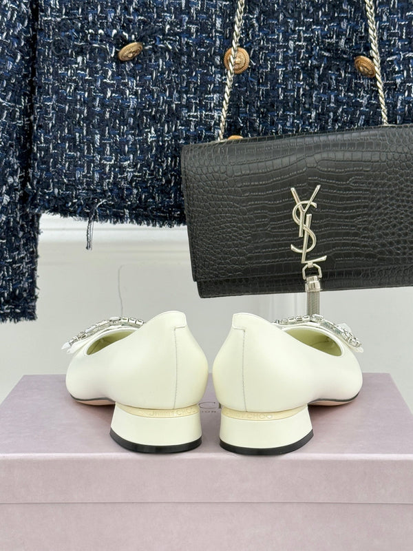 Jimmy Choo 26WF Pointed Toe Rhinestone Bow Chunky Heel White  Sheepskin 573542
