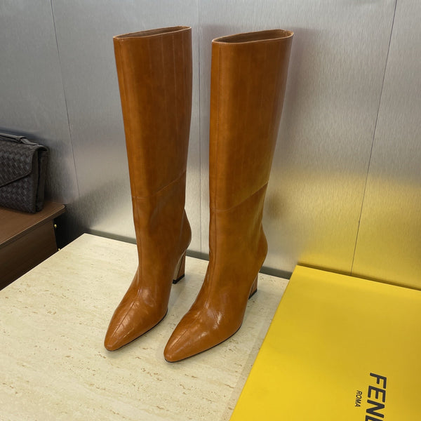 Fendi 2025 Autumn/Winter New Collection High-top Women's Boots Brown Calfskin 574340