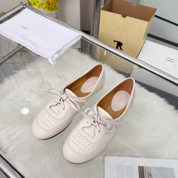 Mocassins plats à lacets The Row 2026 neufs en peau de mouton blanche 576850