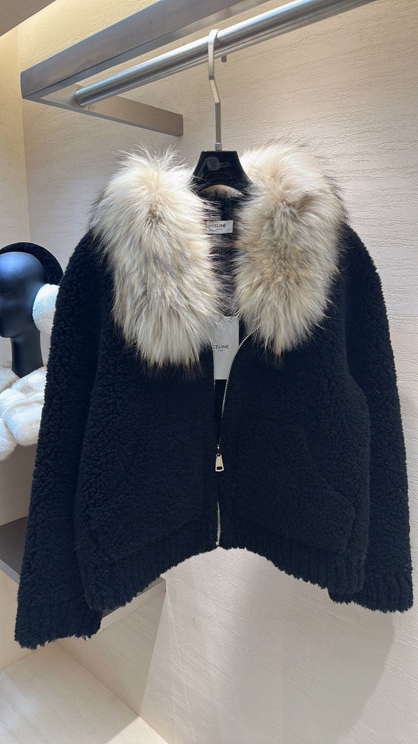 Manteau CELINE en peau lainée noire 333249