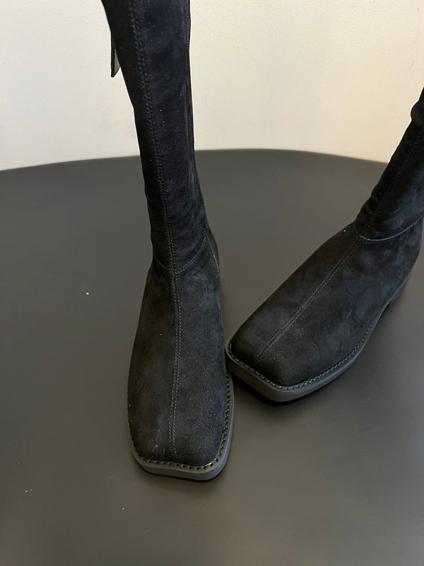 Maison Margiel 25ss Cool Square Toe Tall Riding Boots Black Suede 580413