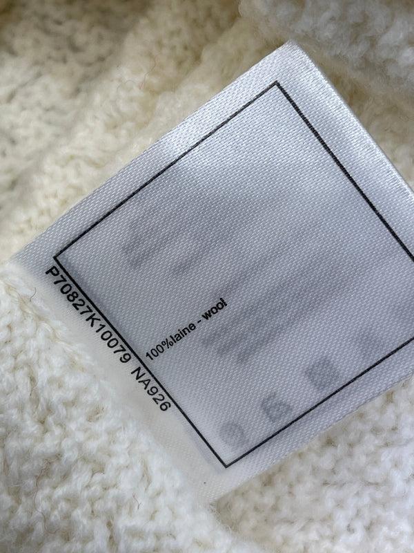 PULL EN TRICOT BLANC AVEC LOGO CHANEL 26 335409