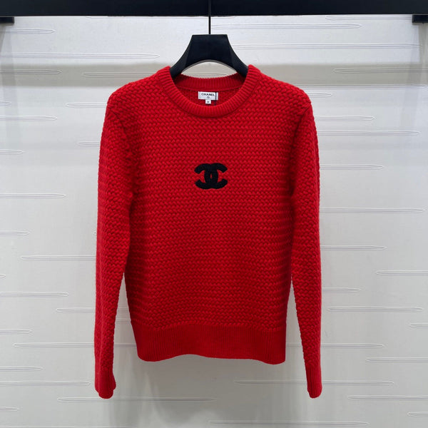 PULL TRICOTÉ ROUGE AVEC LOGO CHANEL 26 335405