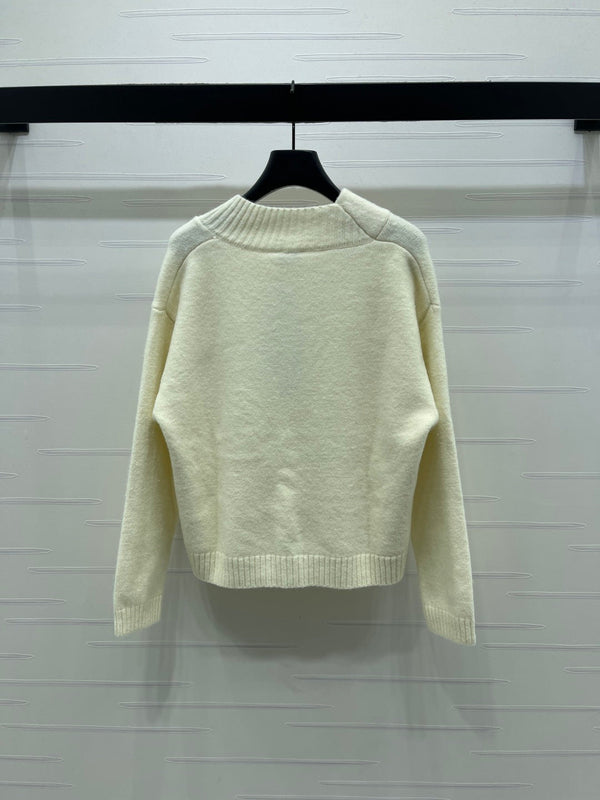 CHANEL 26 FOULARD ET PULL COL V BLANC 335372