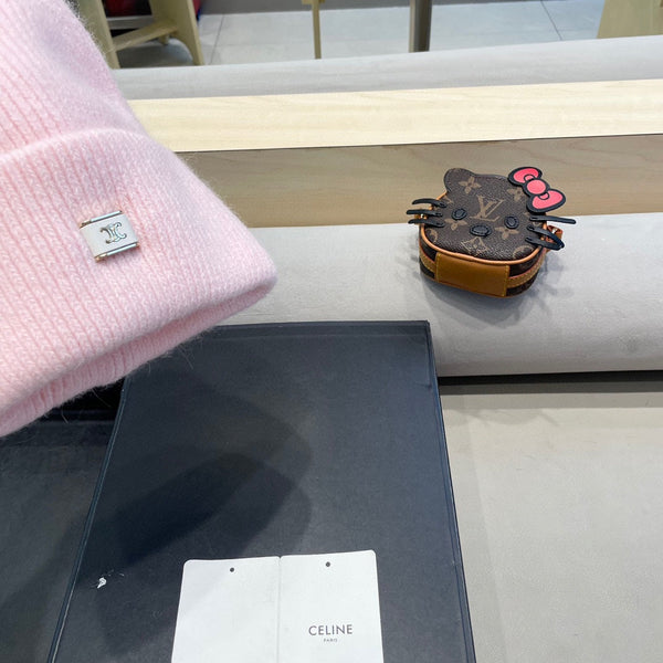 Celine Automne/Hiver Nouveau Bonnet Tricoté CE Rose en Laine 980325