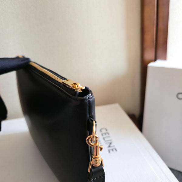 Celine Hot-Selling Black Clutch Bag in Cowhide 276332