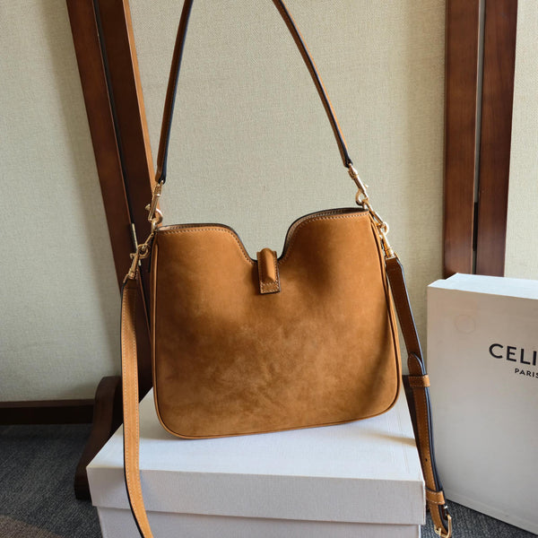 Sac Celine New Camille 16 souple marron en cuir de veau 276174