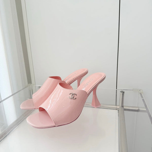 Chanel 26 Sandale 90 Rose en Cuir Verni 597371