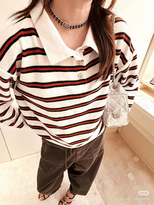 Chanel 26 Polo rayé color-block à col blanc rouge en laine mélangée 799250