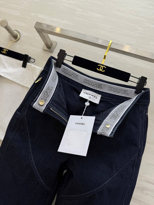 Chanel Jean droit 800653