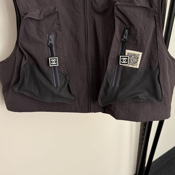 Gilet de travail Chanel sans manches à capuche