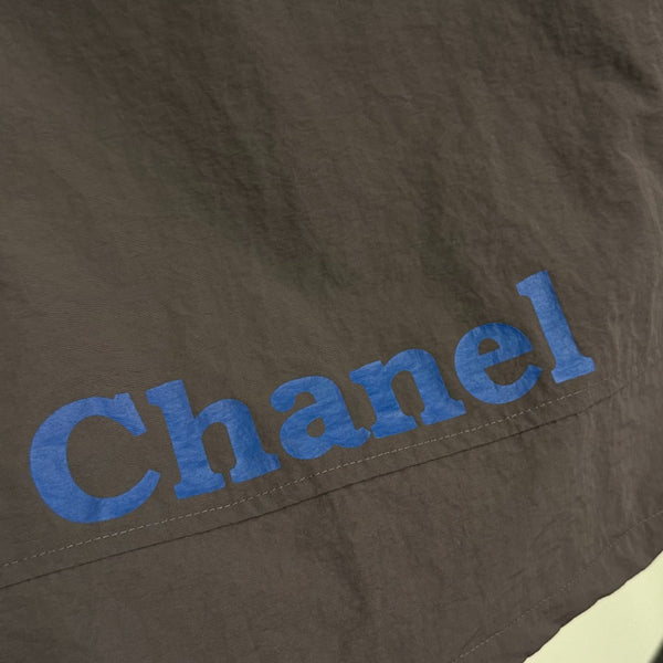 Gilet de travail Chanel sans manches à capuche