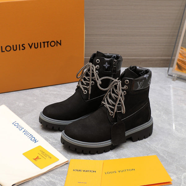 LV x Timberland Collaboration Monogram Black Ankle Boots 35 in Suede Cowhide Leather 600807