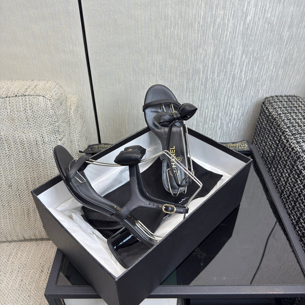 Escarpins nœud Chanel 26 en agneau noir 602501