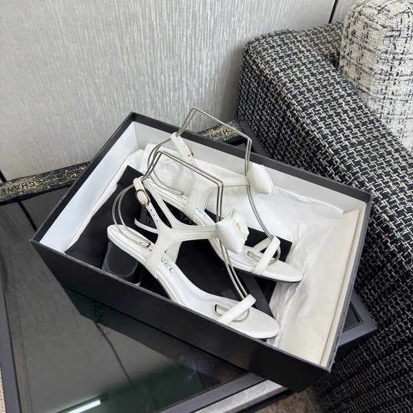 Chanel 26 Bow Heels White in Lambskin 602500