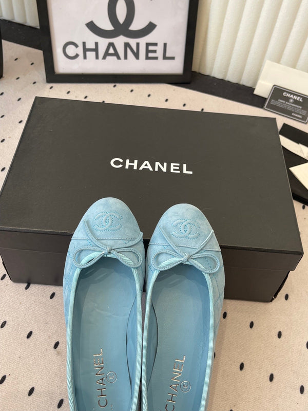 CC Ballerines bleues en daim 611698
