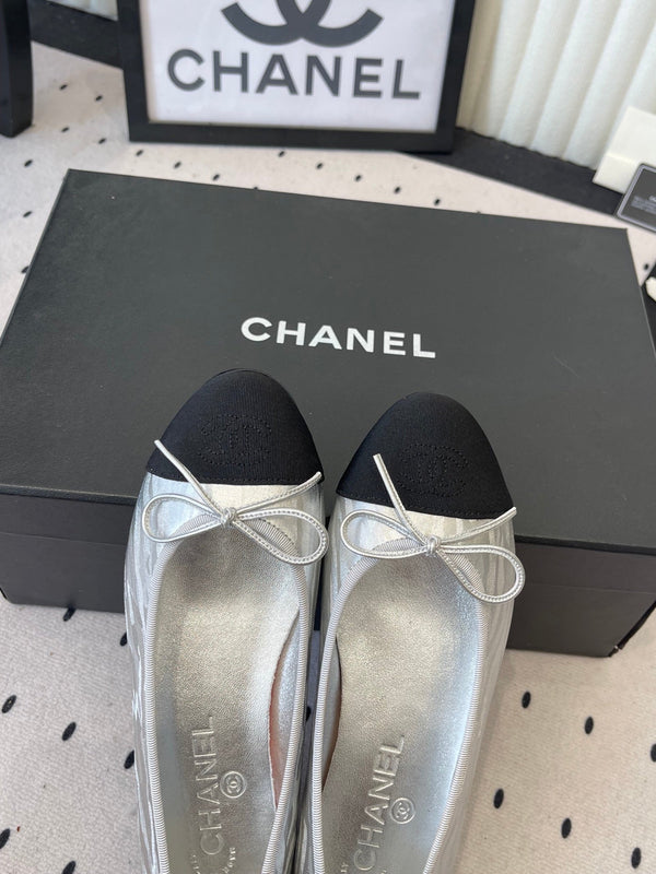 CC Ballerines Argentées en Peau de Mouton 611692