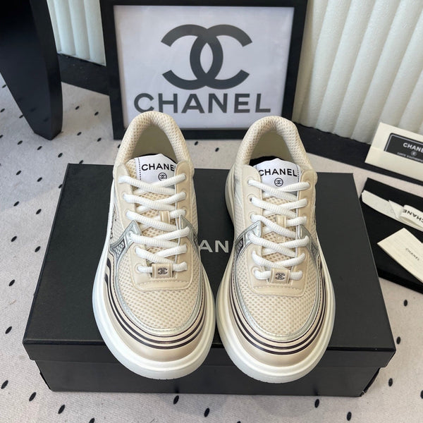 Baskets CC beiges en cuir de vachette 611667