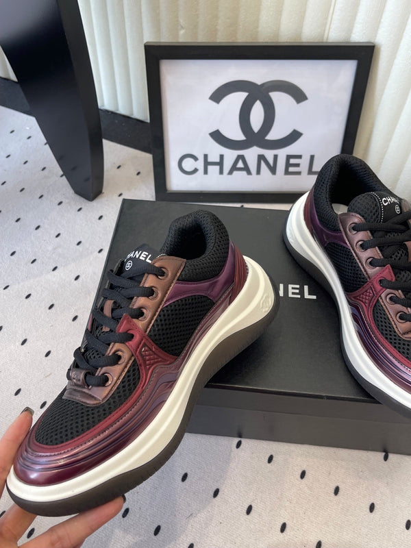 Baskets CC en cuir de vachette bordeaux et noir 611665