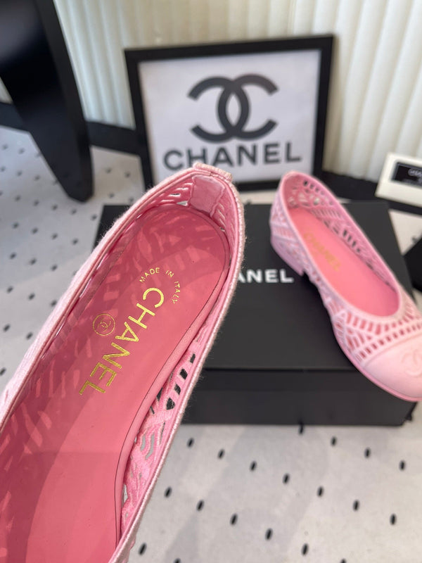 Ballerines Chanel Roses en Raphia Tressé 611584