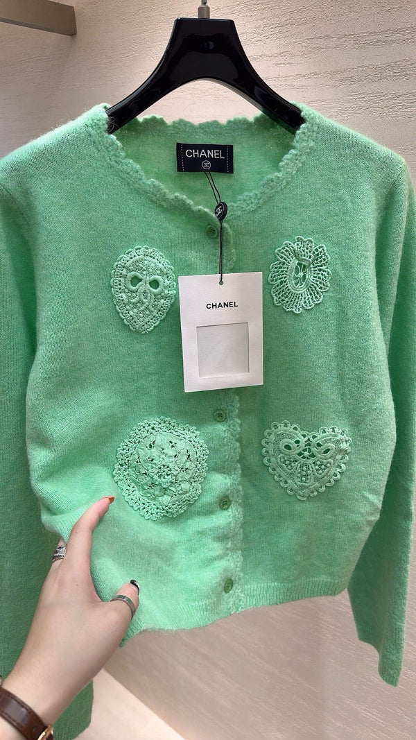 HAUT EN TRICOT VERT MENTHE CHANEL