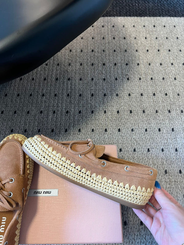Miu Miu Mocassin 26ss Marron en Daim avec Paille de Raphia 614557