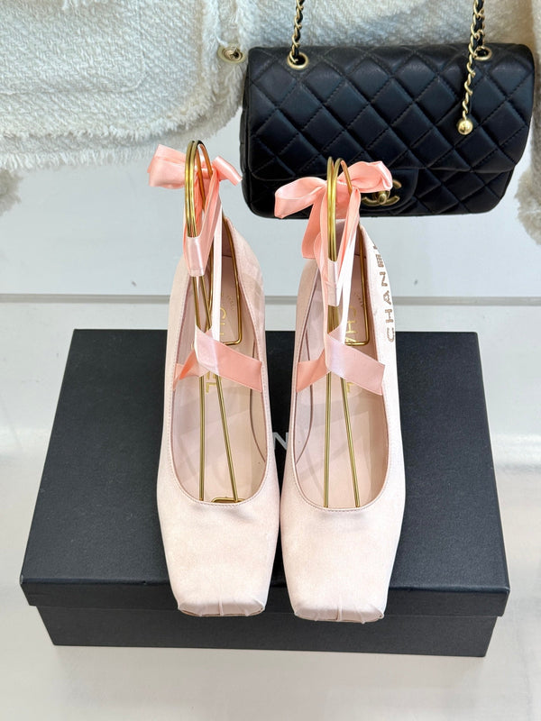 Chanel 26C Ballet High Heels Pink  in Silk 616002