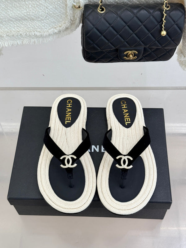 Chanel 26C Hemp Rope Sole Double C Flip-Flops Black in Sheepskin 615960
