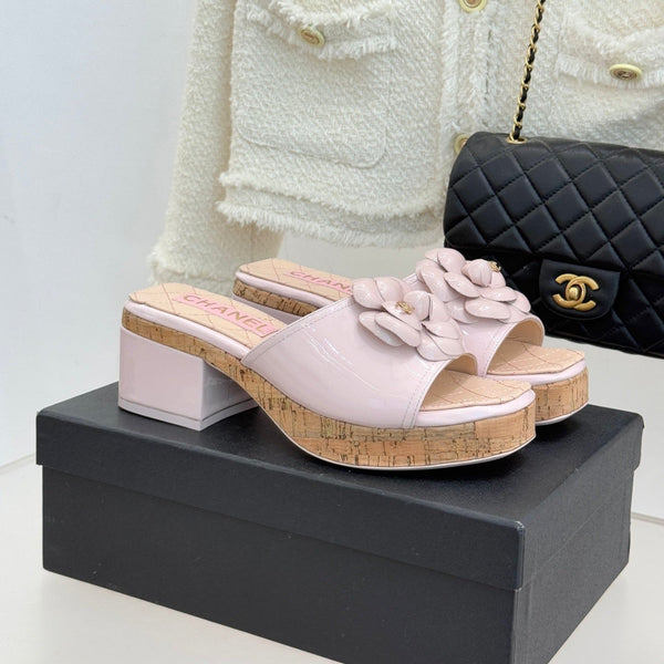 Chanel 26C Camellia Wood Grain Platform Sandals Pink in Leather 615915