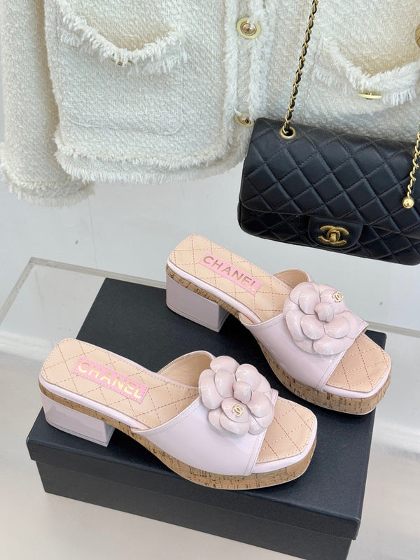 Chanel 26C Camellia Wood Grain Platform Sandals Pink in Leather 615915