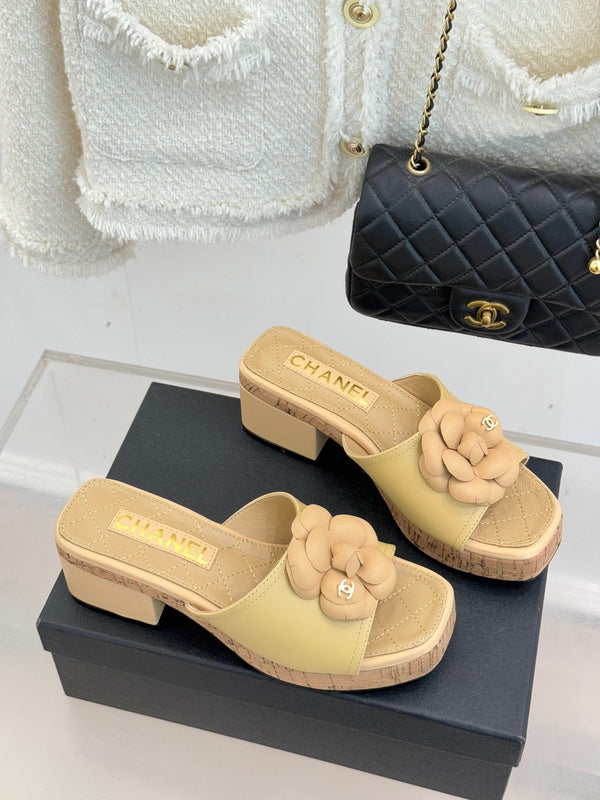 Chanel 26C Camellia Wood Grain Platform Sandals Beige in Leather 615913