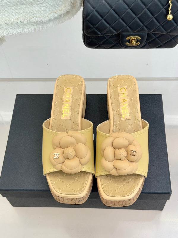 Chanel 26C Camellia Wood Grain Platform Sandals Beige in Leather 615913