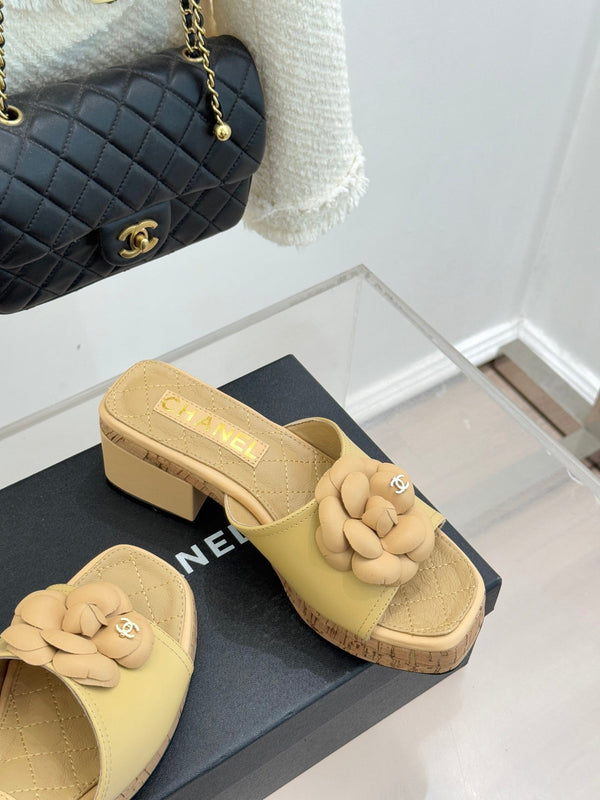 Chanel 26C Camellia Wood Grain Platform Sandals Beige in Leather 615913