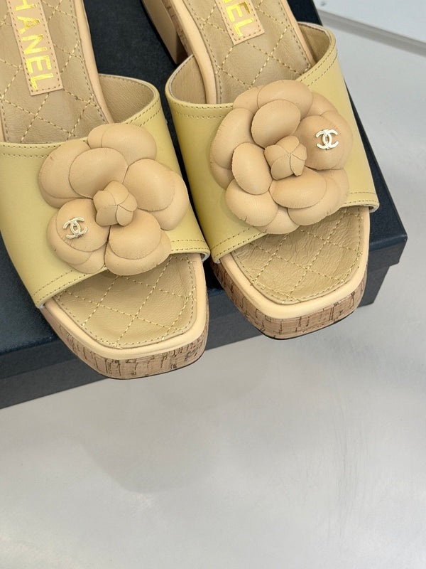 Chanel 26C Camellia Wood Grain Platform Sandals Beige in Leather 615913
