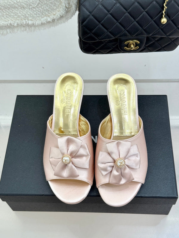 CC 26s Bow Slippers High Heel 35mm Pink Satin Sheepskin 615749