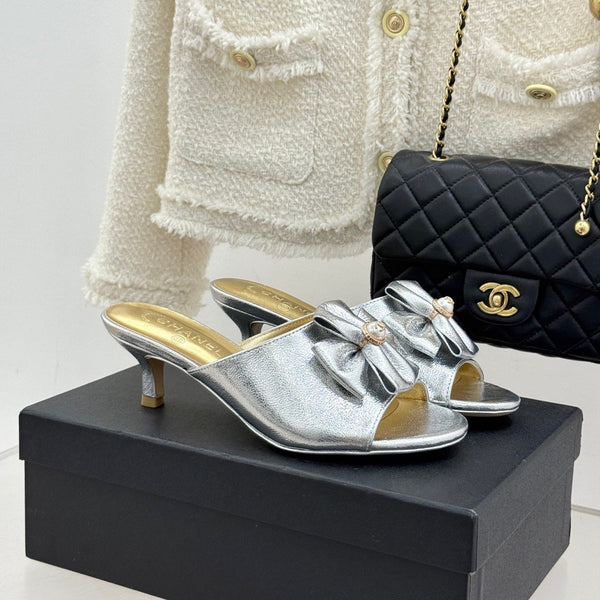 CC 26s Bow Slippers High Heel 35mm Silver Metallic Satin Sheepskin 615748